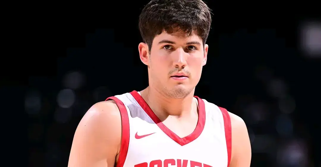 透露, AA, 正的发动机