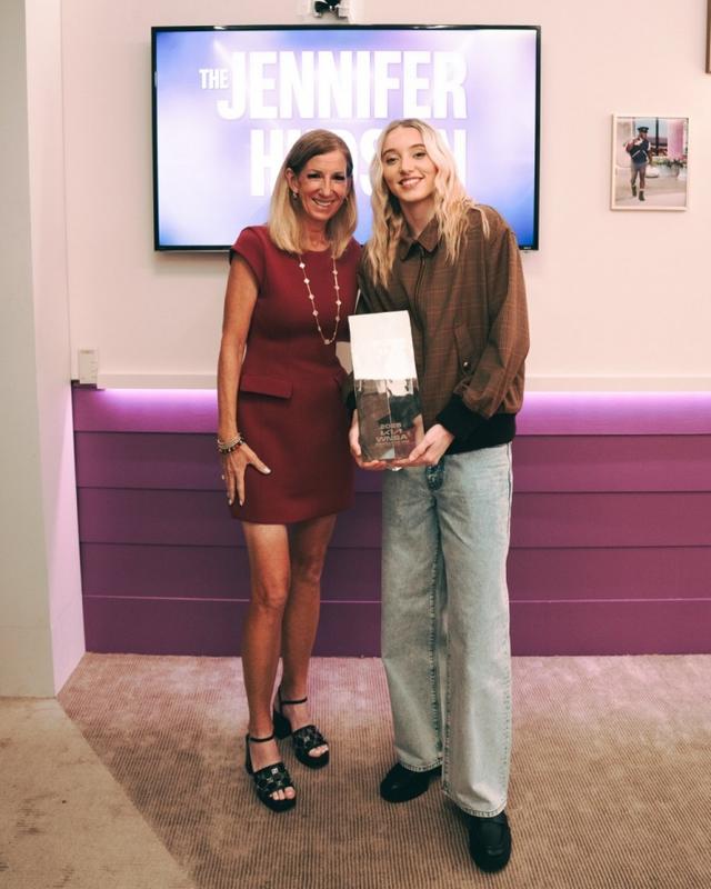 src, 布克斯荣获