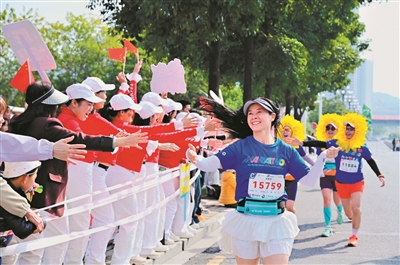 在广州市黄, 续创新优化, 广州日报