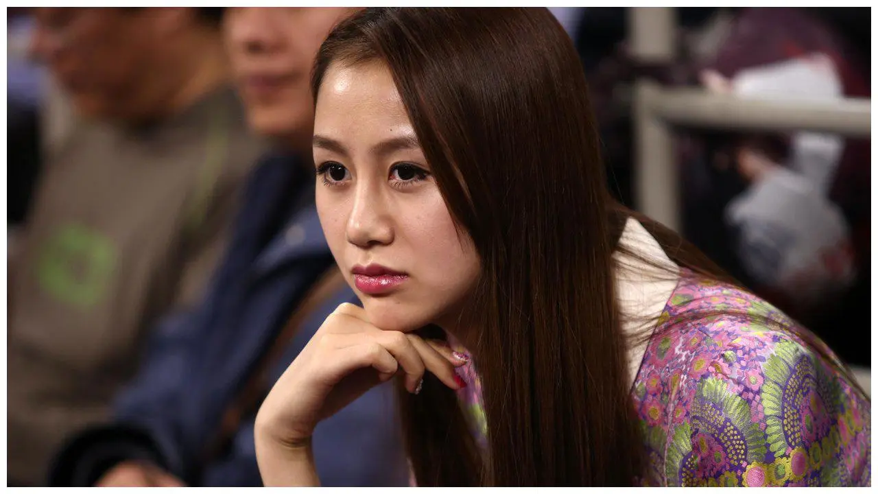 早在, 不小的磨难, 悦的脚步