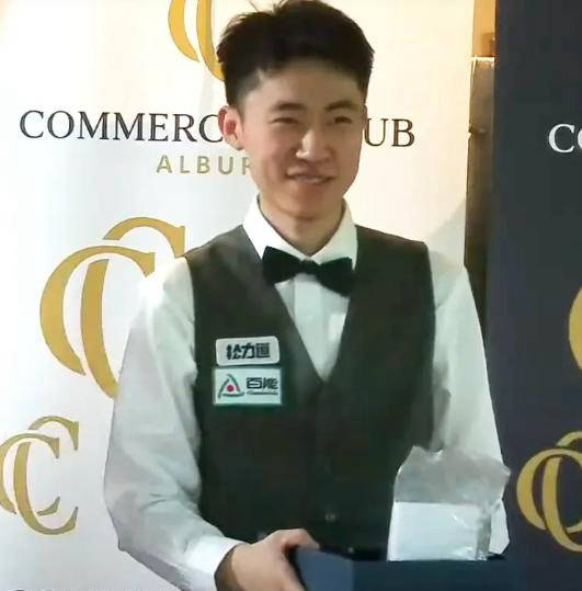 他分别夺得, 麦克吉尔和 他分别夺得, 麦克吉尔和